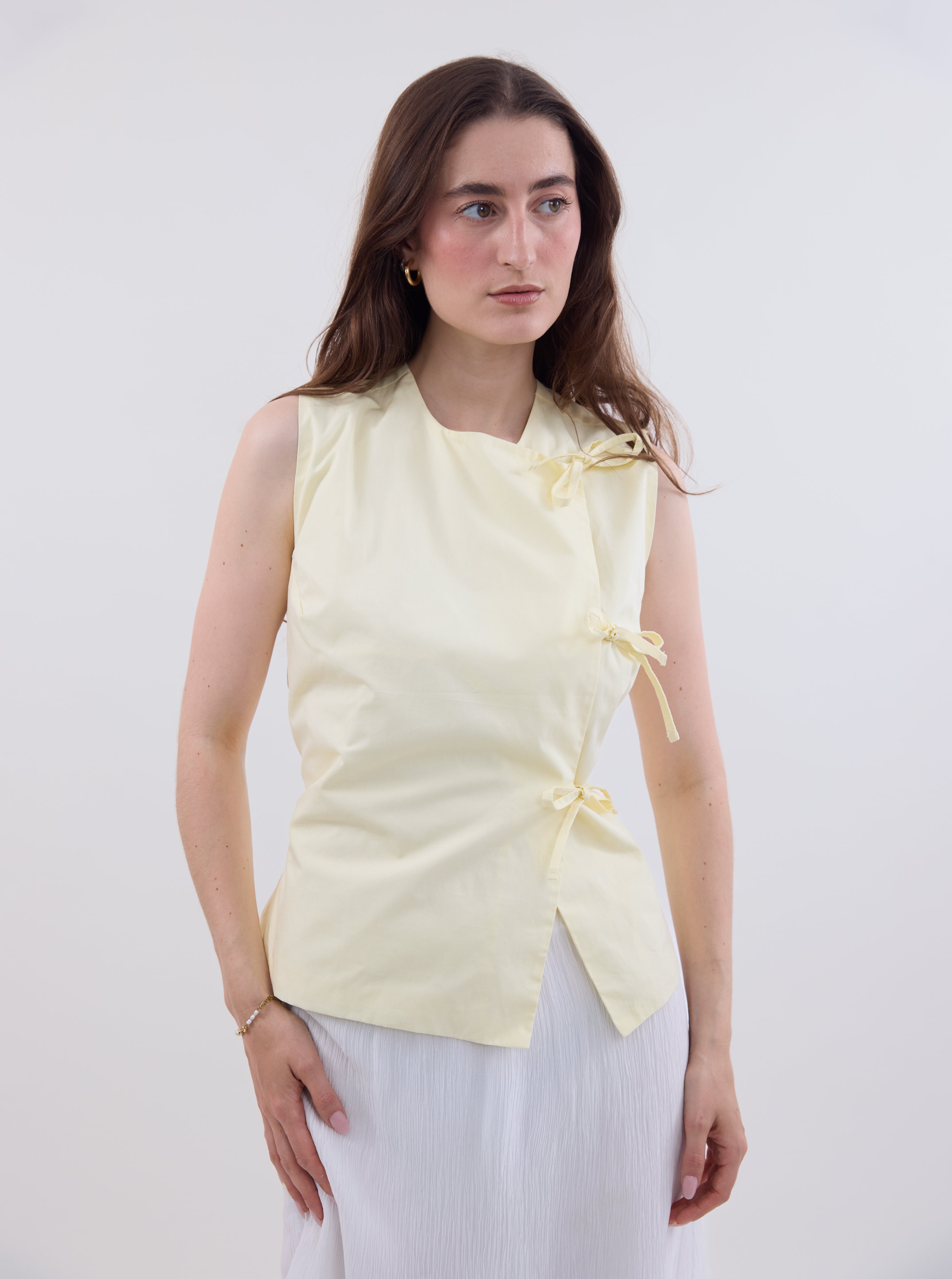 Top Chiara